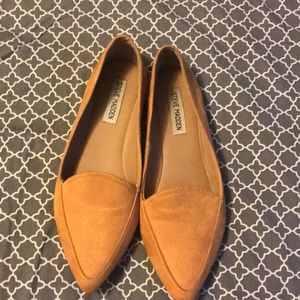 Mustard pointed toe flats